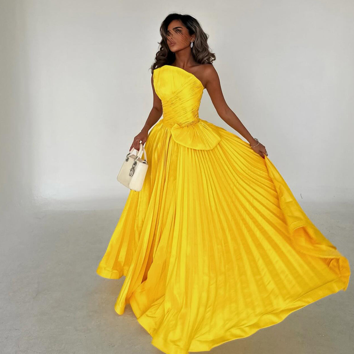 Luxury Gold Strapless A-Line Ruffles Evening Dress SF060