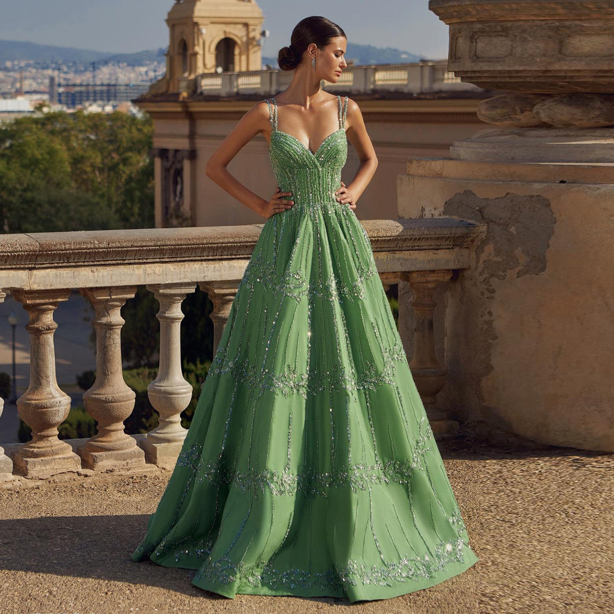 Luxury Beaded Spaghetti Straps Green Evening Dresses with Sequin SS225