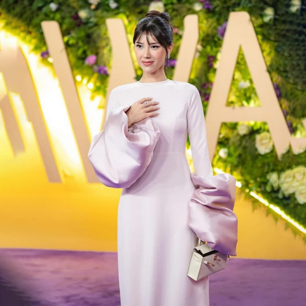 Elegant Pink Long Sleeves Satin Evening Dress SF161