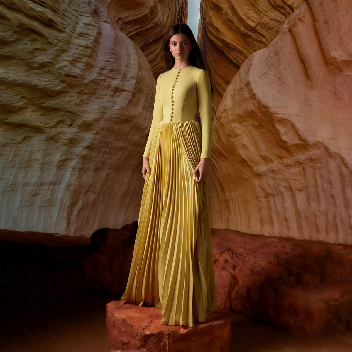 Elegant Gold Long Sleeves A-Line Evening Dress SF170