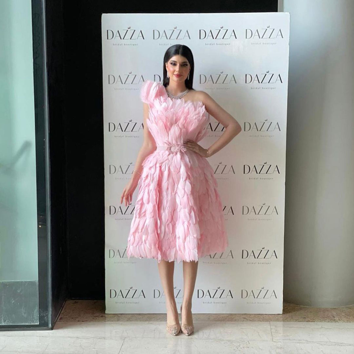Luxury Feathers Pink Midi Evening Dress with Beaded SF417