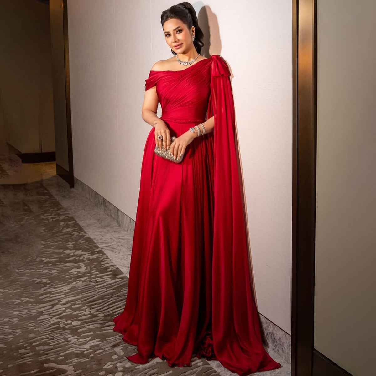 Elegant Red A-Line Evening Dress with Bow Cape Sleeve SF488