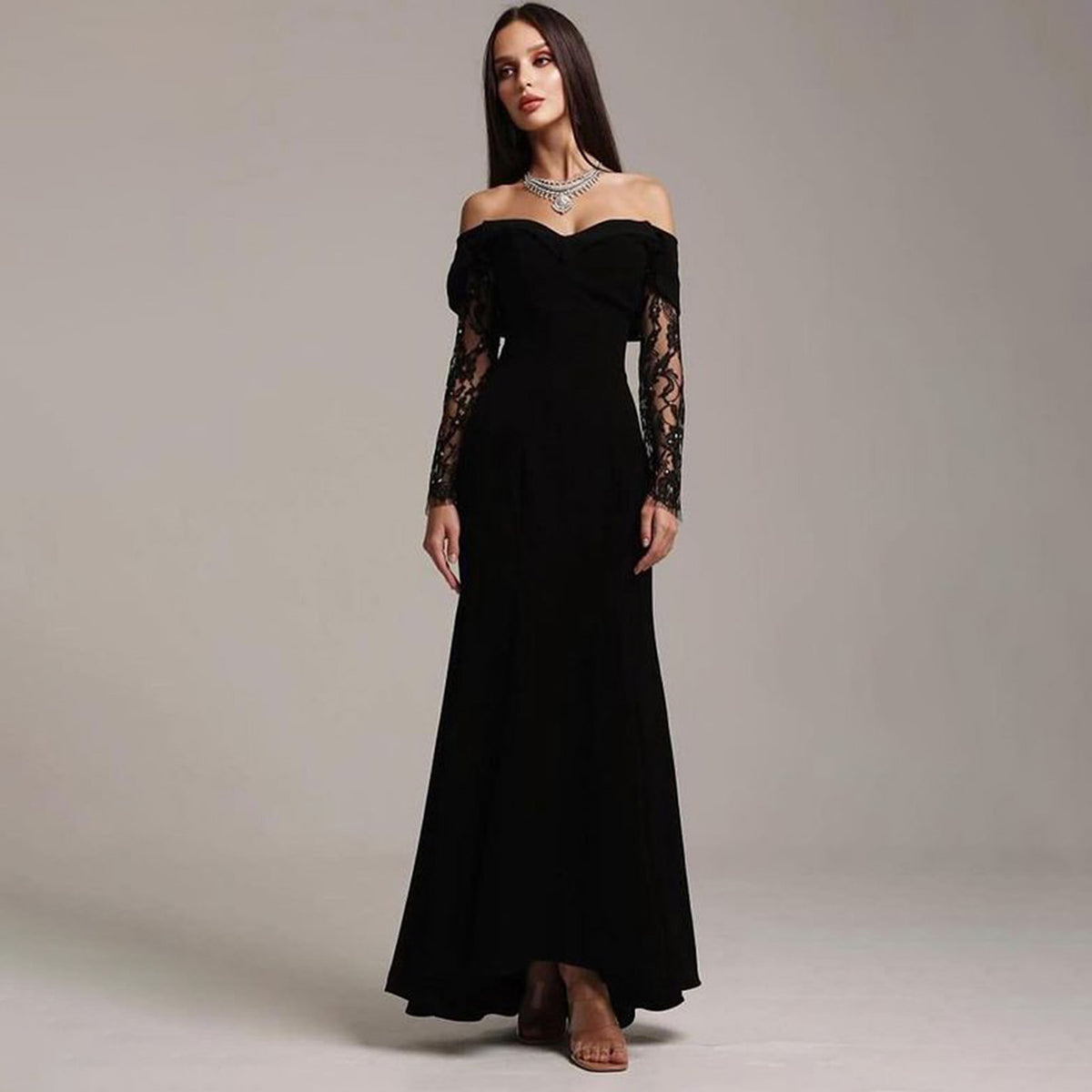 Elegant Crystal Black Long Sleeves Evening Dress SF363