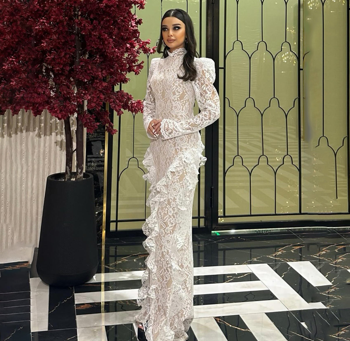 Luxury Long Sleeve White Pleats Lace Evening Dress SF463