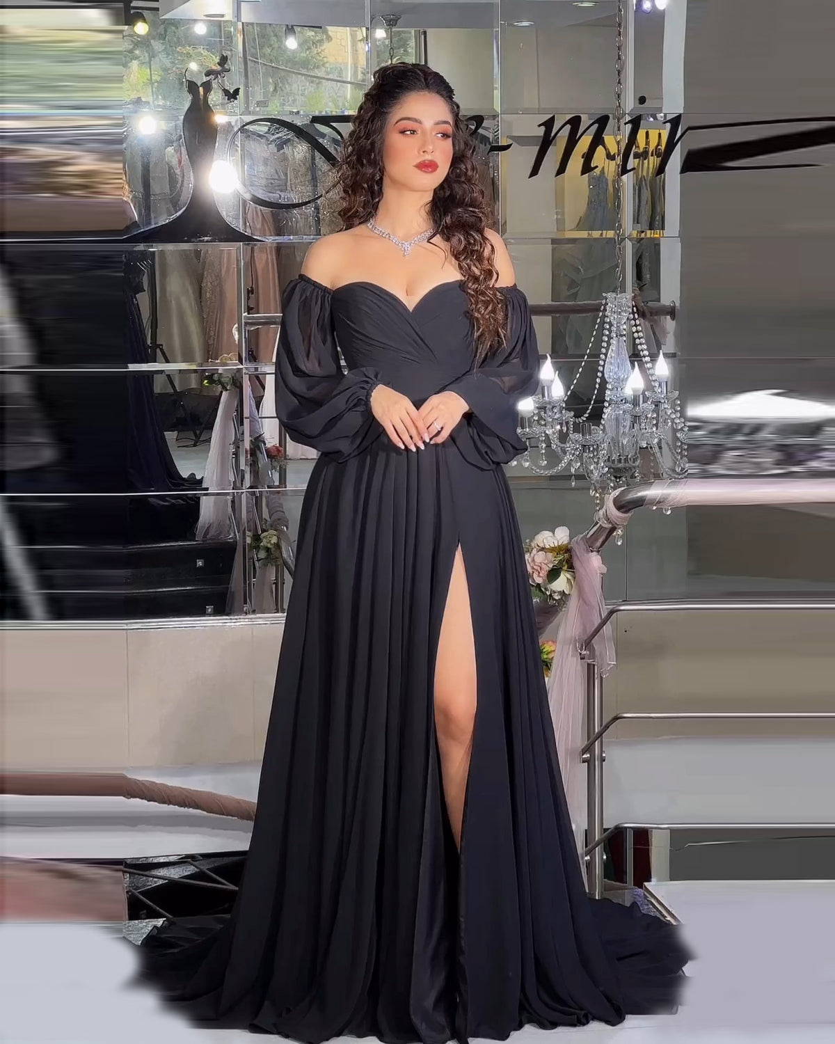Elegant Black A-Line Long Sleeves Evening Dress with Slit SF045