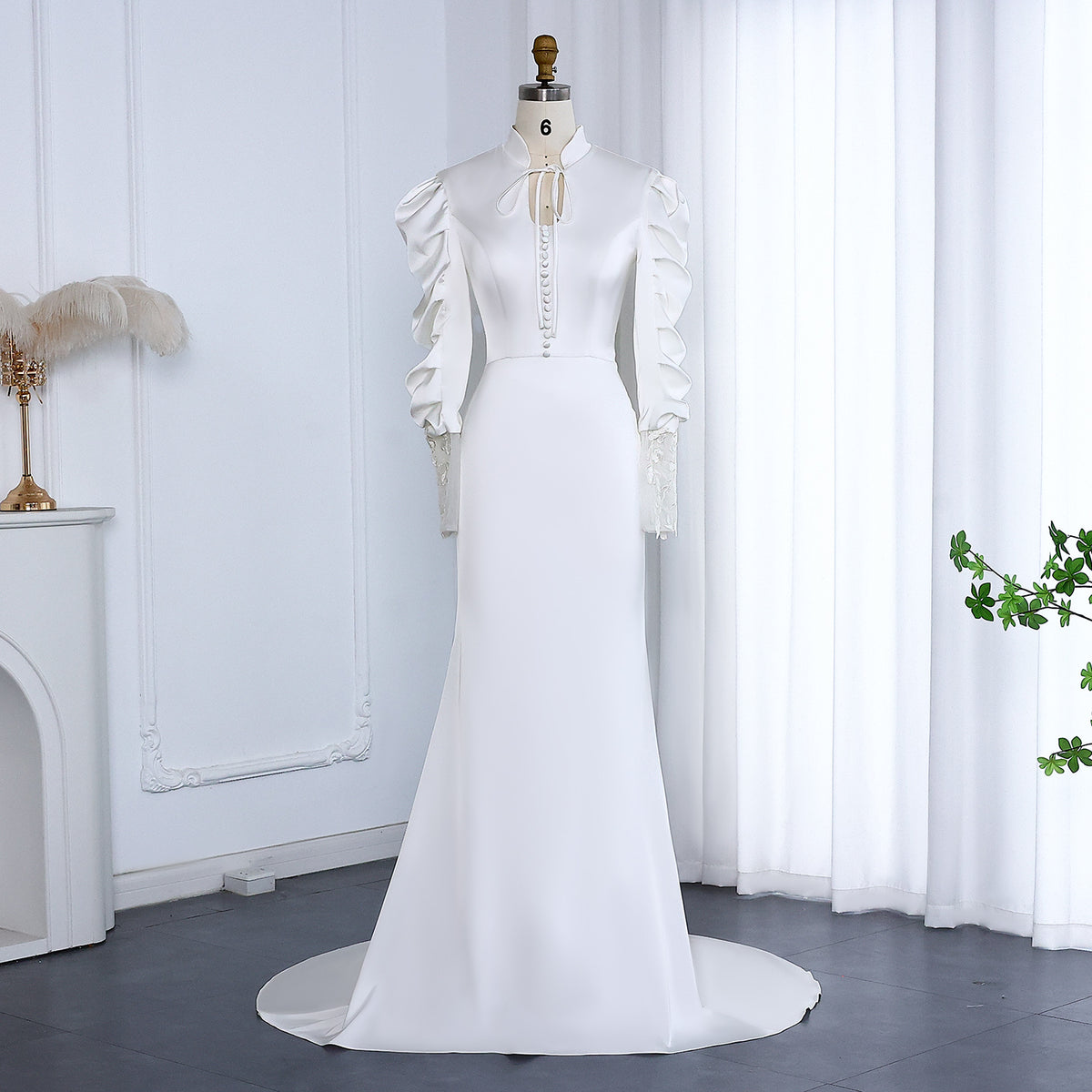Elegant White Long Sleeves Mermaid Evening Dress with Embroidery SF560