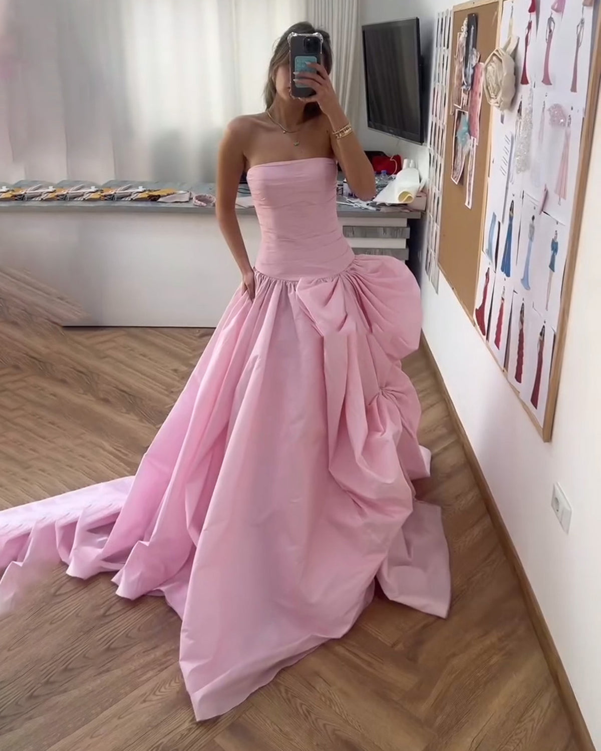 Luxury Pink Strapless A-line Evening Dress with Pleats SF196