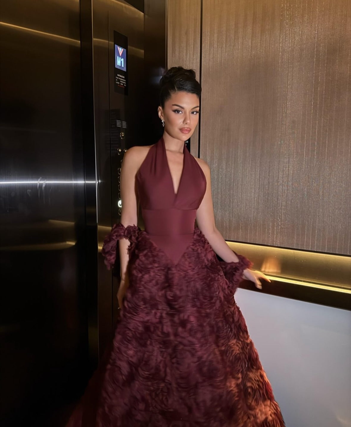 Gorgeous 3D Floral Burgundy V-Neck Evening Dress SF197