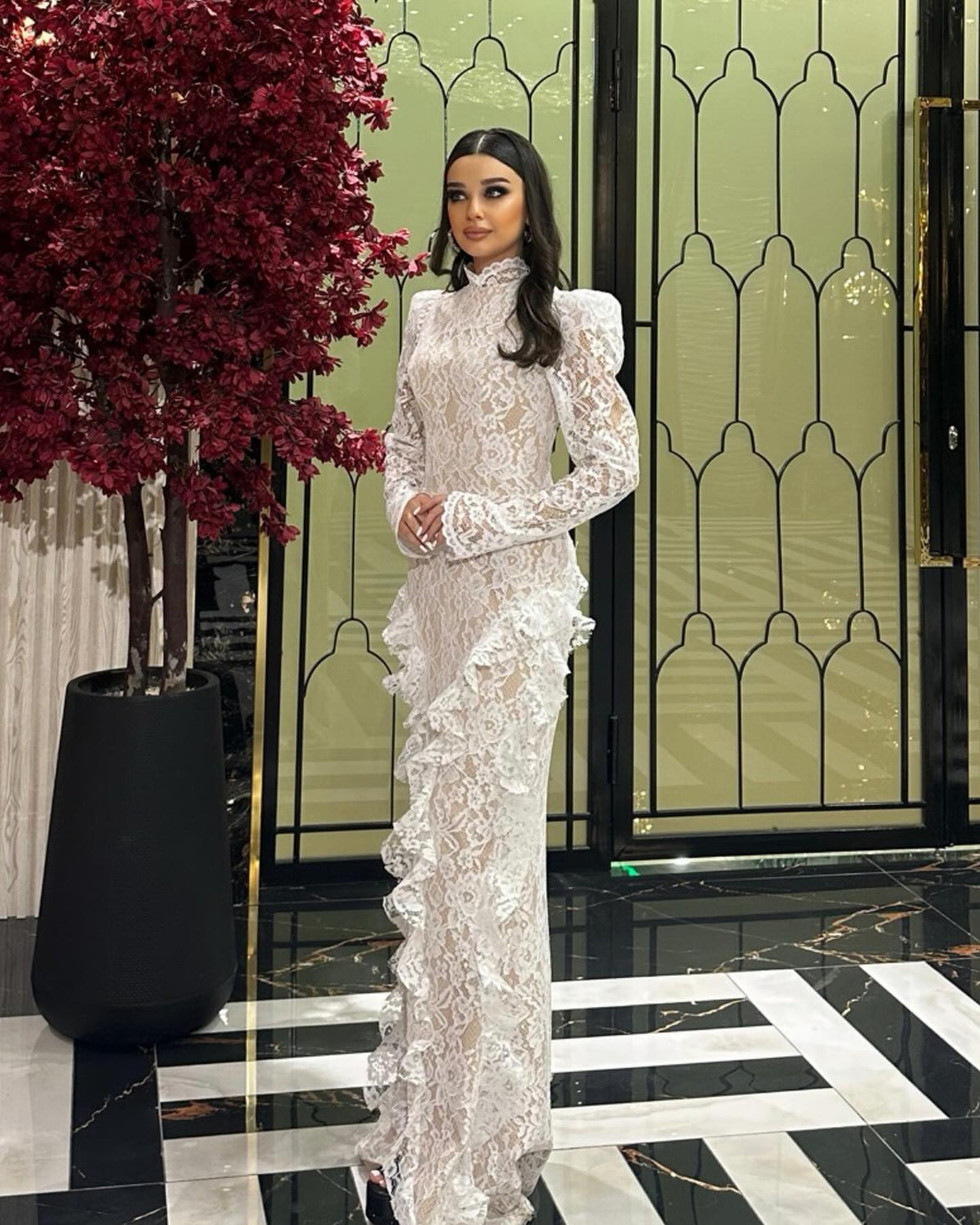 Luxury Long Sleeve White Pleats Lace Evening Dress SF463
