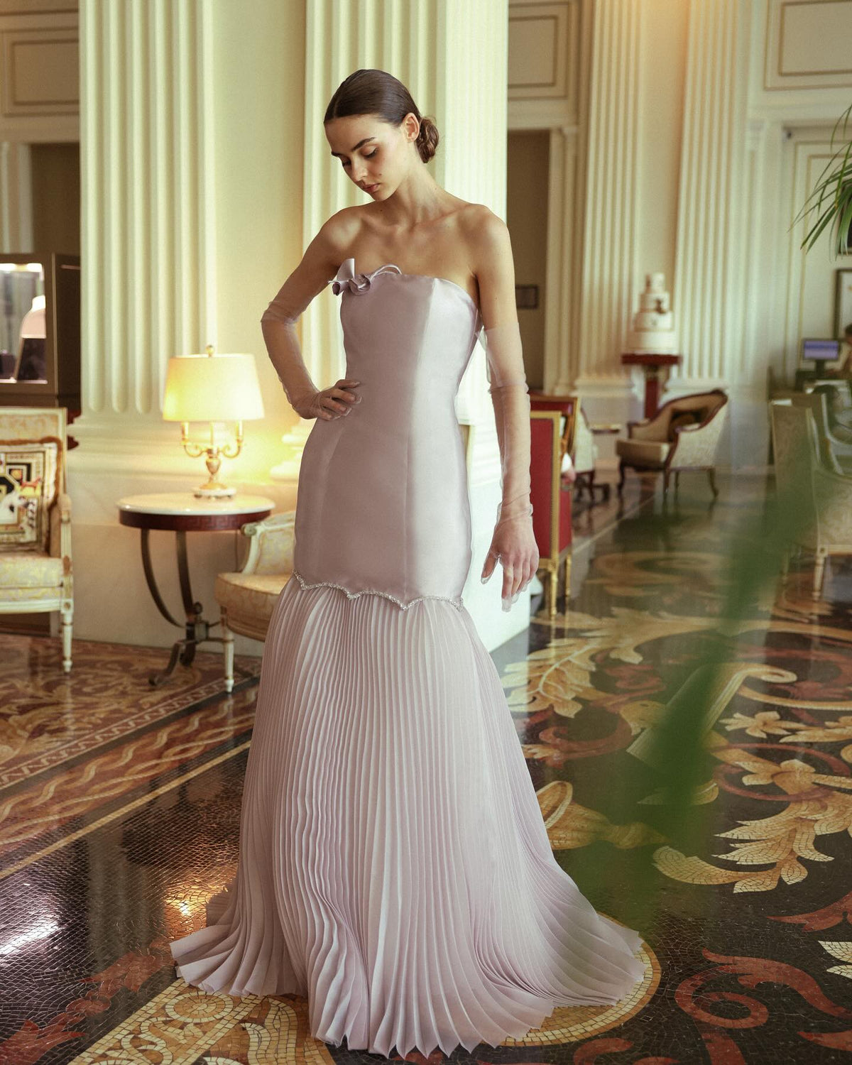 Elegant Light Pink Mermaid Evening Dress with Gloves SF094