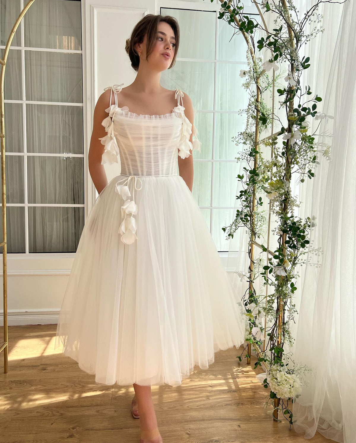 Elegant 3D Floral White Spaghetti Straps Evening Dress SF213