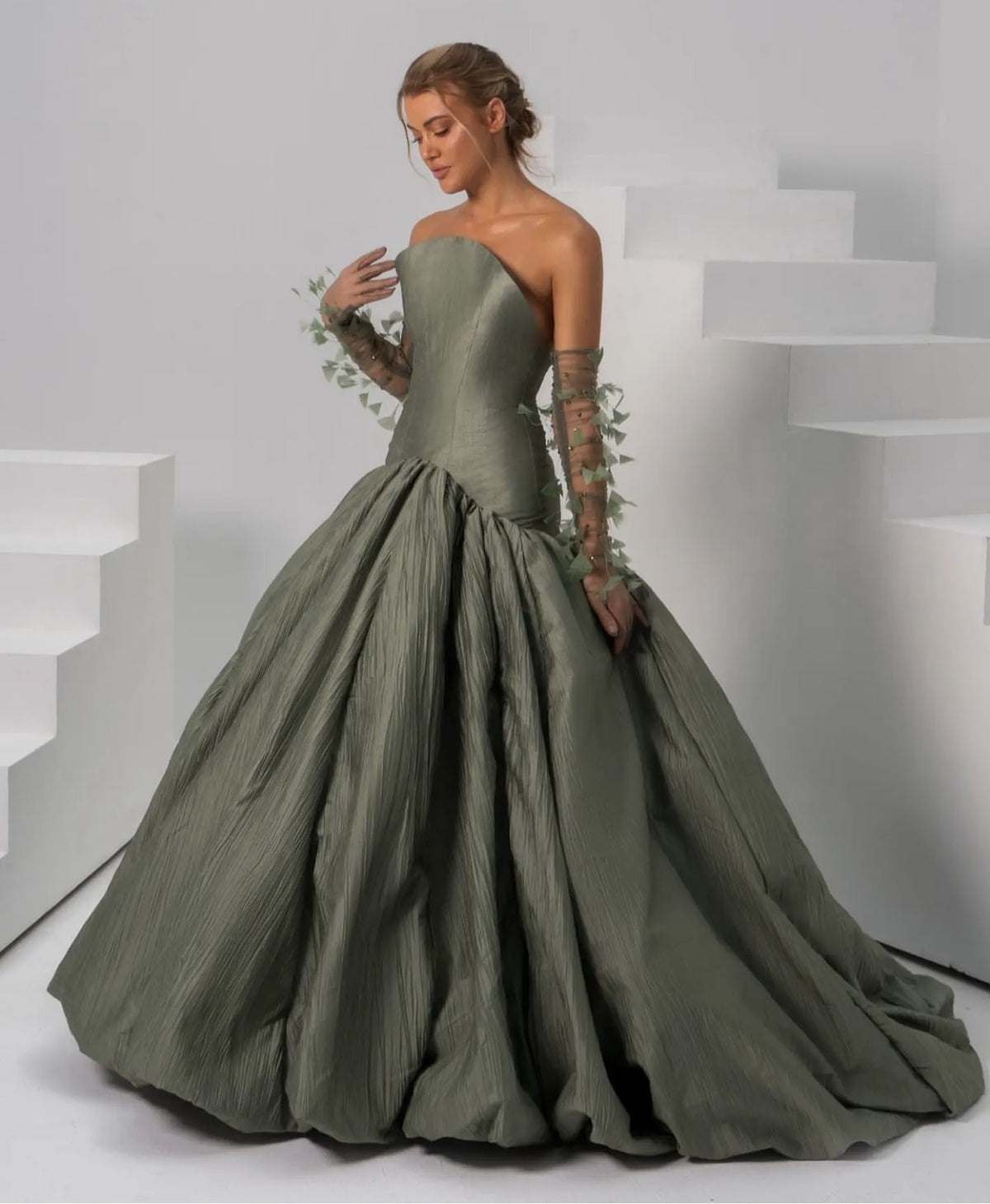 Elegant Agave Mermaid Evening Dress with Feather Gloves SF211