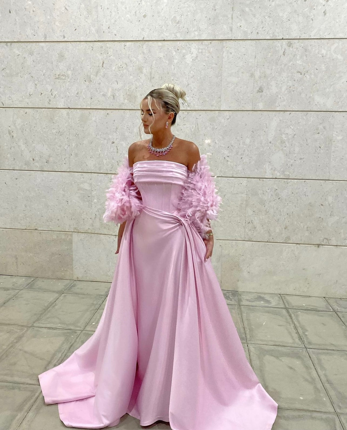 Luxury Feathers Pink Evening Dress with Overskirt SF212